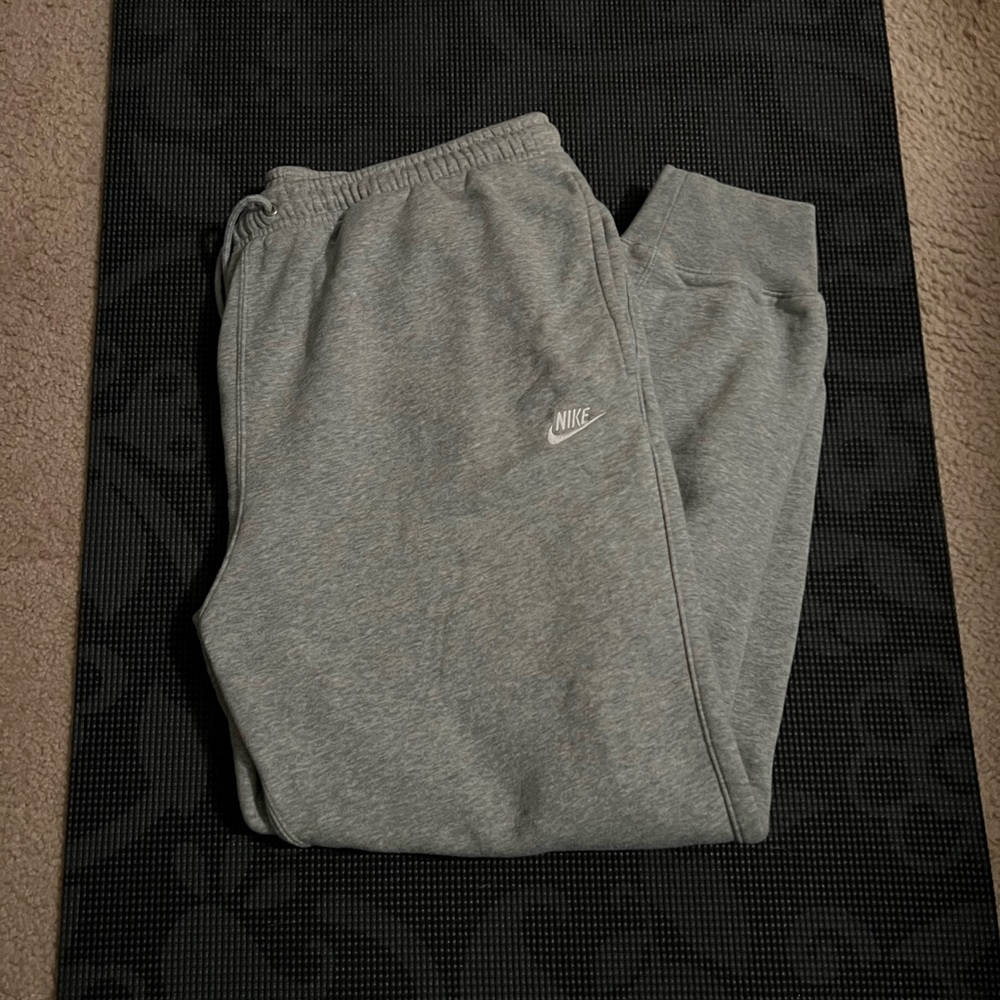 Nike Heather Gray Joggers